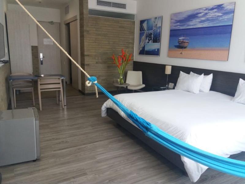 Pop Art Hotel Clc Mamonal Cartagena Eksteriør billede